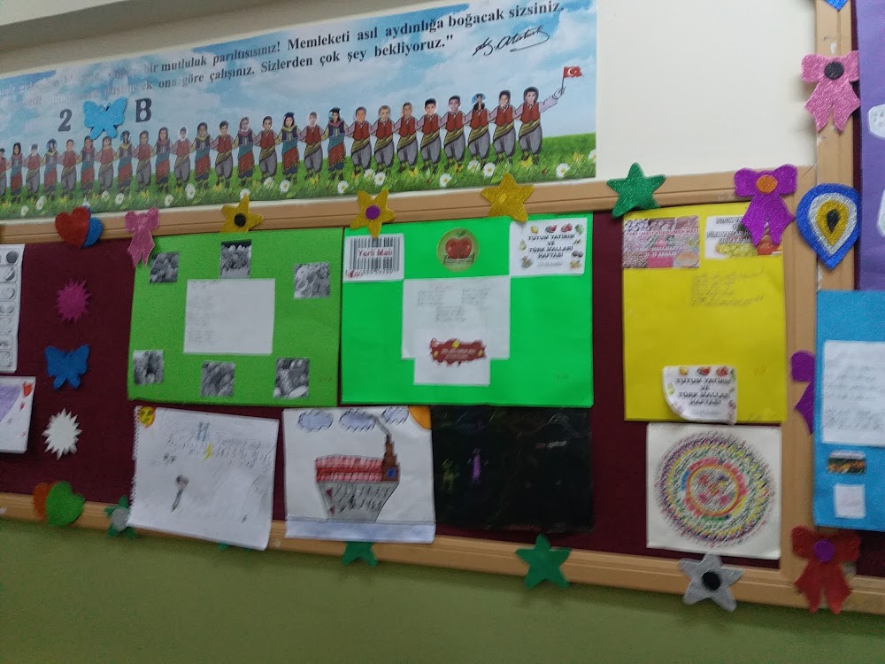 Osman Hamdibey İlkokulu Fotoğrafları 3