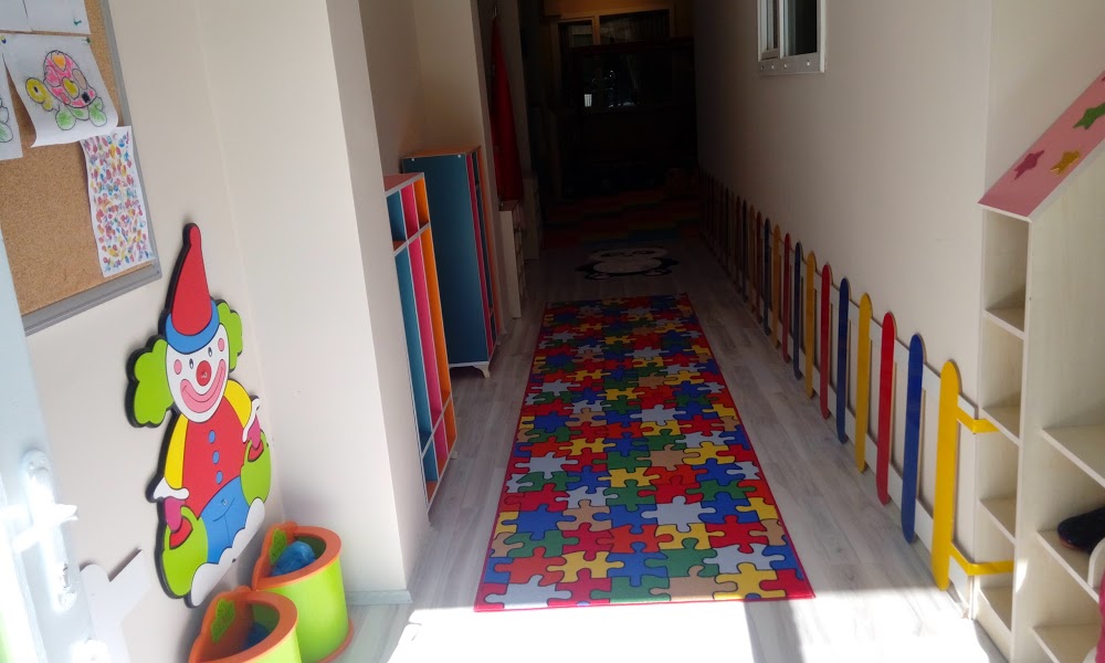 Özel Renkli Şekerler Anaokulu Fotoğrafları 5