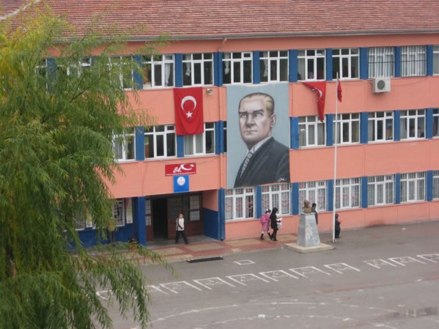 Keçiören 19 Mayıs Ortaokulu Fotoğrafları 1