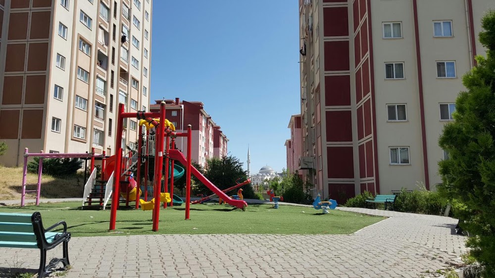 Gülveren Anadolu Lisesi Fotoğrafları 1