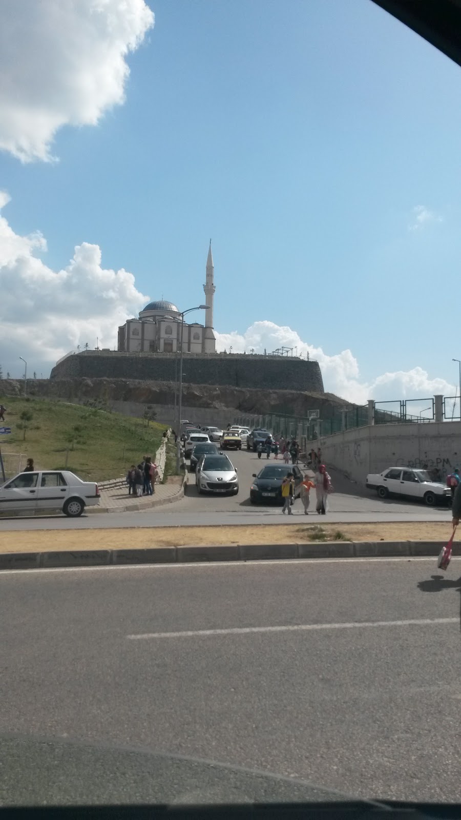 Etimesgut Fatin Rüştü Zorlu İlkokulu Fotoğrafları 2