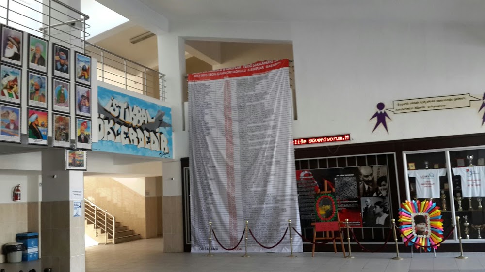 Şahin Ortaokulu Fotoğrafları 2