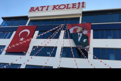 Özel Batı Koleji Ortaokulu fotoğraf 9