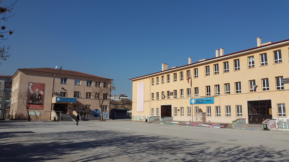 Keçiören Mehmet Emin Yurdakul Ortaokulu Fotoğrafları 1