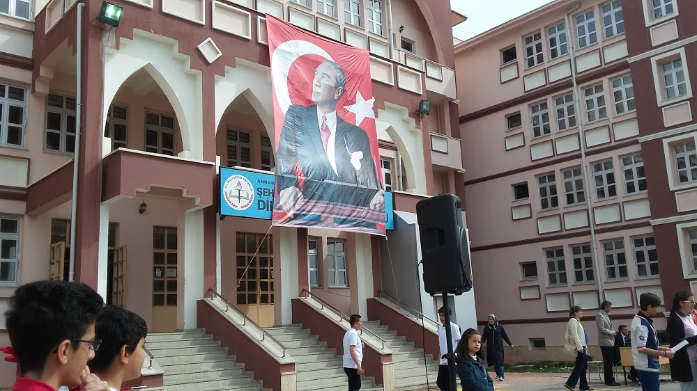 Şehit Öğretmen Dilay Turan Ortaokulu Fotoğrafları 1