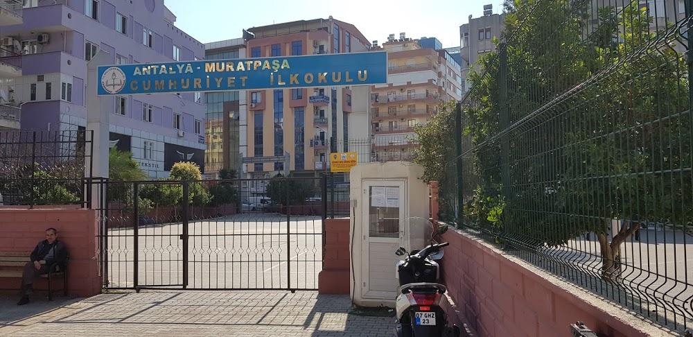 Korkuteli Cumhuriyet Ortaokulu Fotoğrafları 1