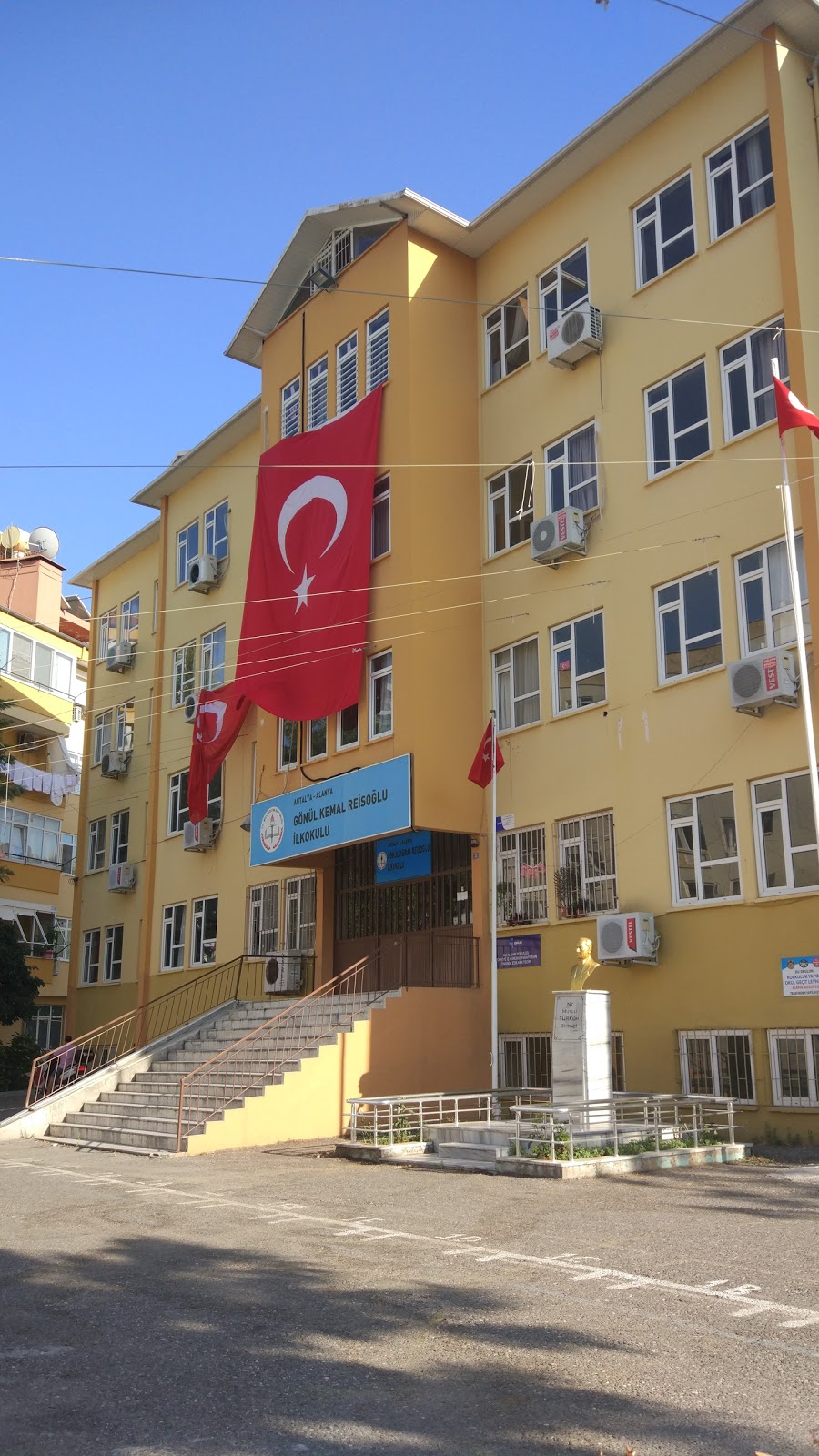 Gönül Kemal Reisoğlu İlkokulu Fotoğrafları 1