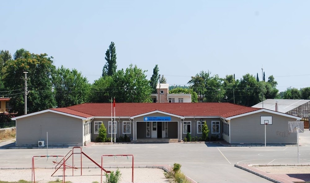 Alanya Güzelbağ Ortaokulu Fotoğrafları 1