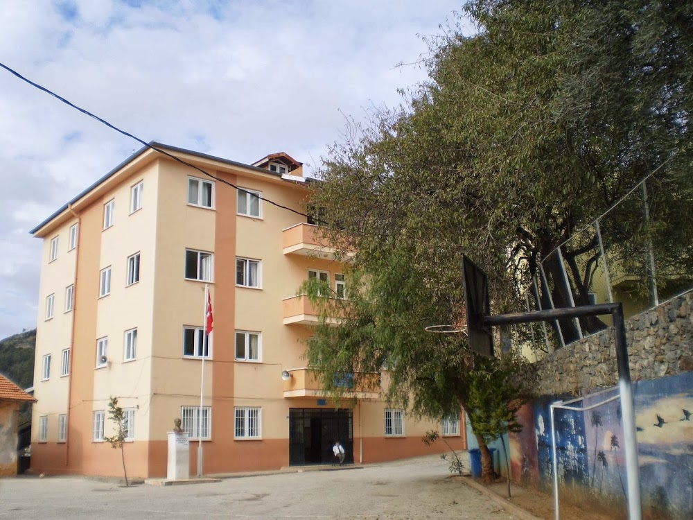 Hamdullah Emin Paşa Ortaokulu Fotoğrafları 1