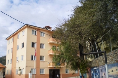 Hamdullah Emin Paşa Ortaokulu fotoğraf 1