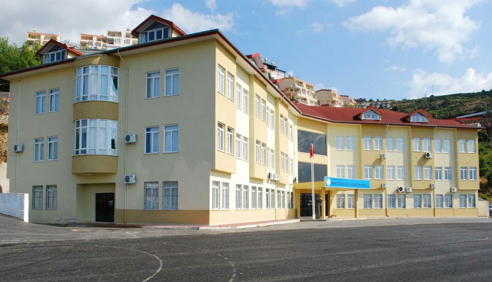 Hamit Özçelik İlkokulu Fotoğrafları 1