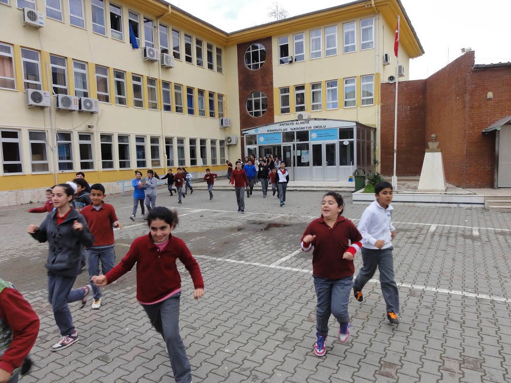 Alanya Mahmutlar İlkokulu Fotoğrafları 1