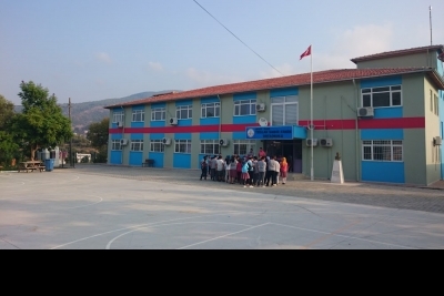 Toslak Sabir Erkin Ortaokulu fotoğraf 2