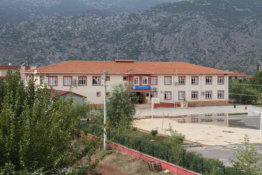 Nursel-Ayhan Kadam Ortaokulu Fotoğrafları 1