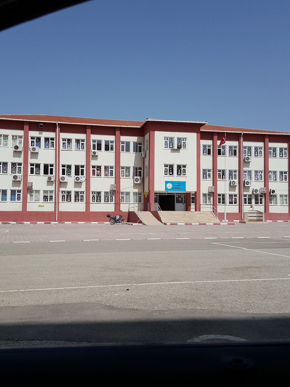 Tutak Yeniköy İlkokulu Fotoğrafları 1