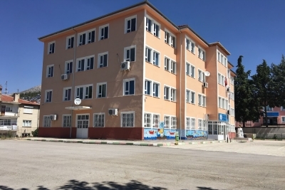 Osman Nuri Çınar Ortaokulu fotoğraf 2