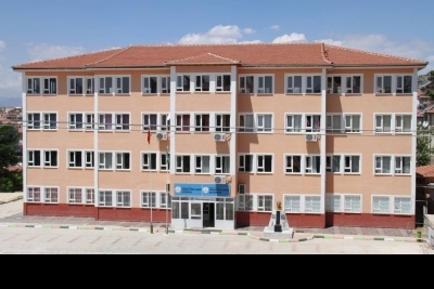 Osman Nuri Çınar Ortaokulu fotoğraf 3
