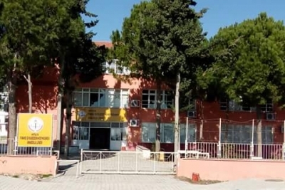 Finike Cumhuriyet Mesleki Ve Teknik Anadolu Lisesi fotoğraf 1