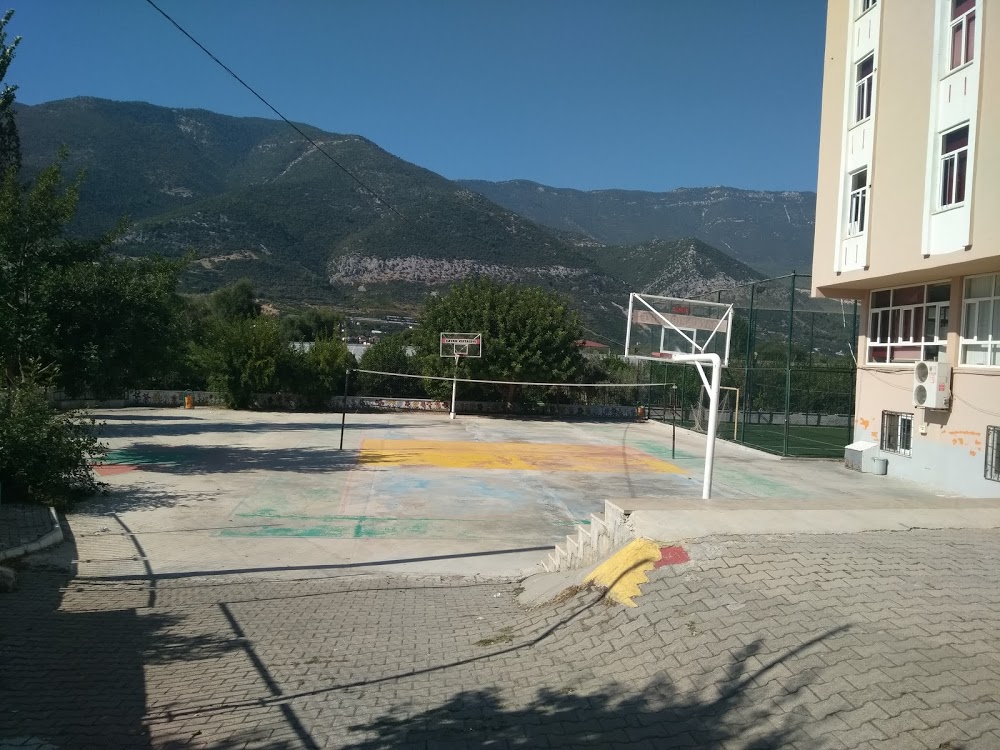 Finike Şehit Ömer Halisdemir İmam Hatip Ortaokulu Fotoğrafları 5