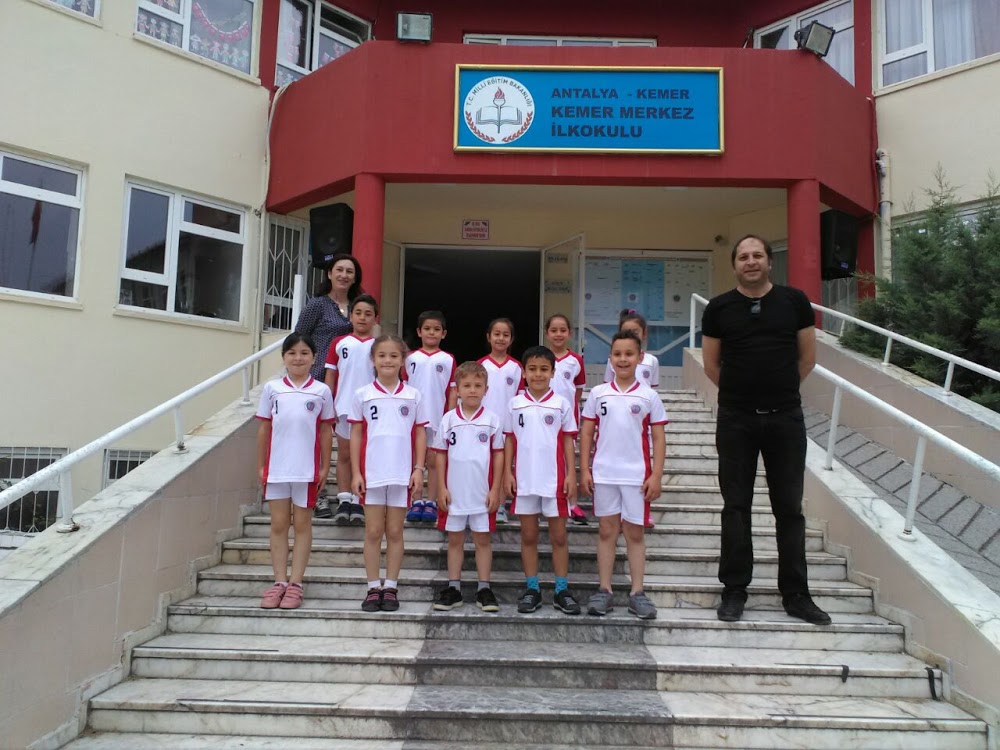 Kemer Merkez İlkokulu Fotoğrafları 3