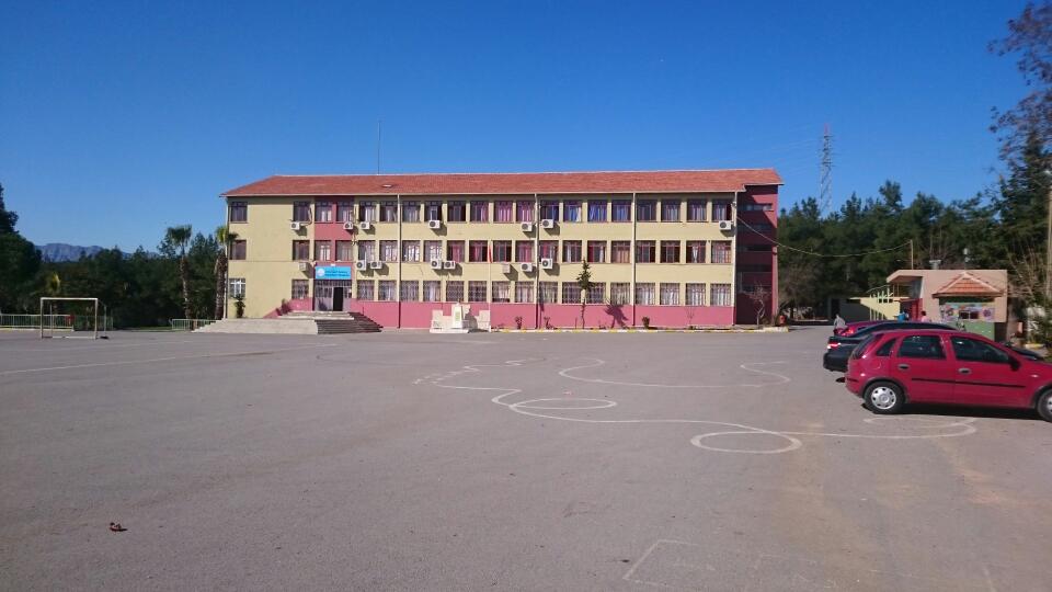 Fatma Parıltı İlkokulu Fotoğrafları 1