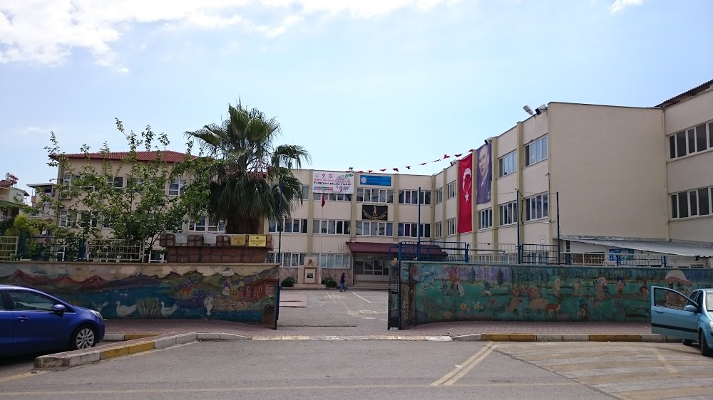 Hüseyin Avni Çöllü Ortaokulu Fotoğrafları 1