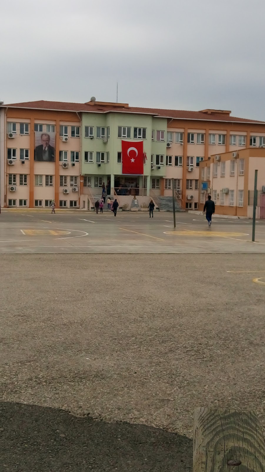 Yedi Kuyular İlkokulu Fotoğrafları 1