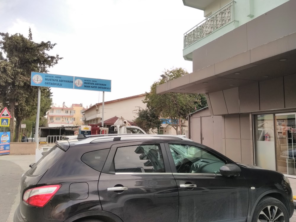 Mustafa Adıyaman İmam Hatip Ortaokulu Fotoğrafları 1