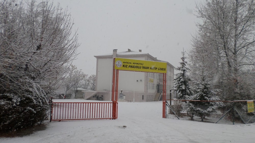Korkuteli Kız Anadolu İmam Hatip Lisesi Fotoğrafları 3