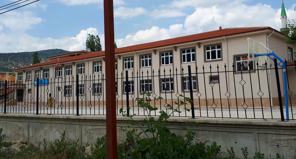 Sülekler Şehit Semih Aldemir Ortaokulu Fotoğrafları 1