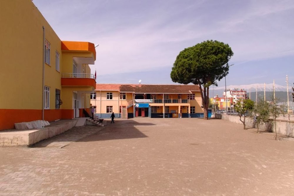 Mavikent Çanakçı 75.Yıl Ortaokulu Fotoğrafları 1