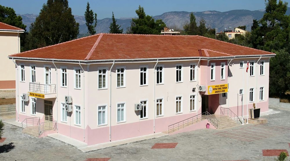 Fatma Temel Turhan Anadolu Lisesi Fotoğrafları 1