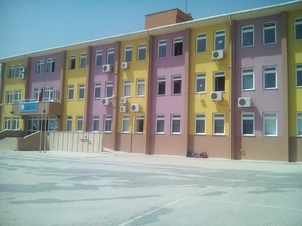 Karacalar Fatma Pakize Turhan Ortaokulu Fotoğrafları 1