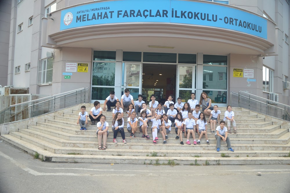 Melahat Faraçlar Ortaokulu Fotoğrafları 1