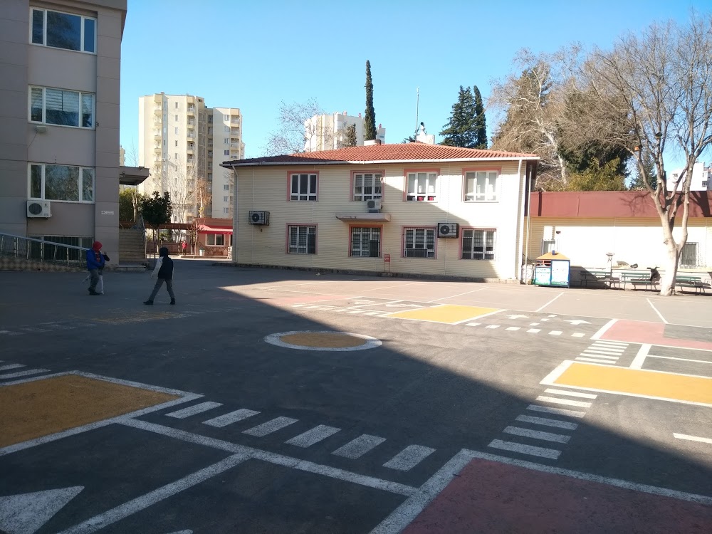 Melahat Faraçlar Ortaokulu Fotoğrafları 4