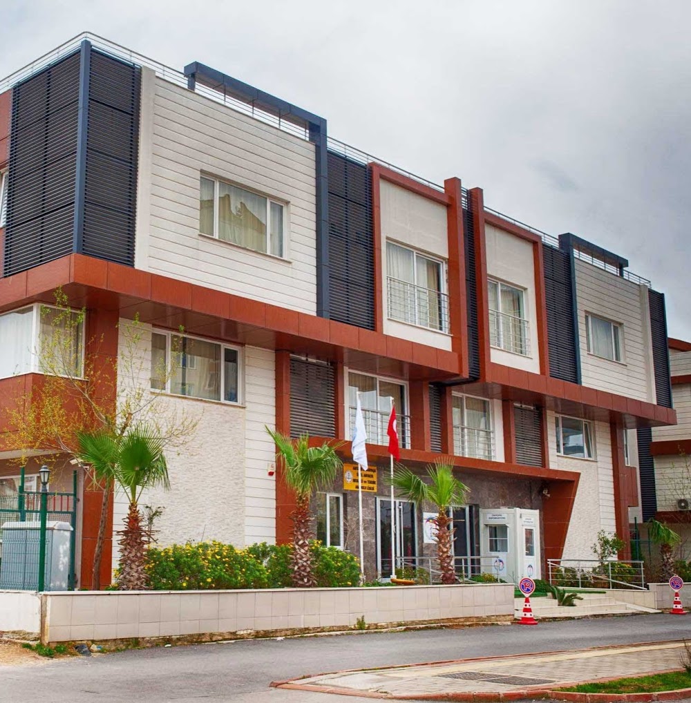 Özel Antalya Özek Anadolu Sağlık Meslek Lisesi Fotoğrafları 1