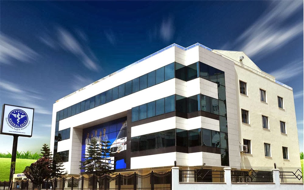 Özel Antalya Özek Anadolu Sağlık Meslek Lisesi Fotoğrafları 5