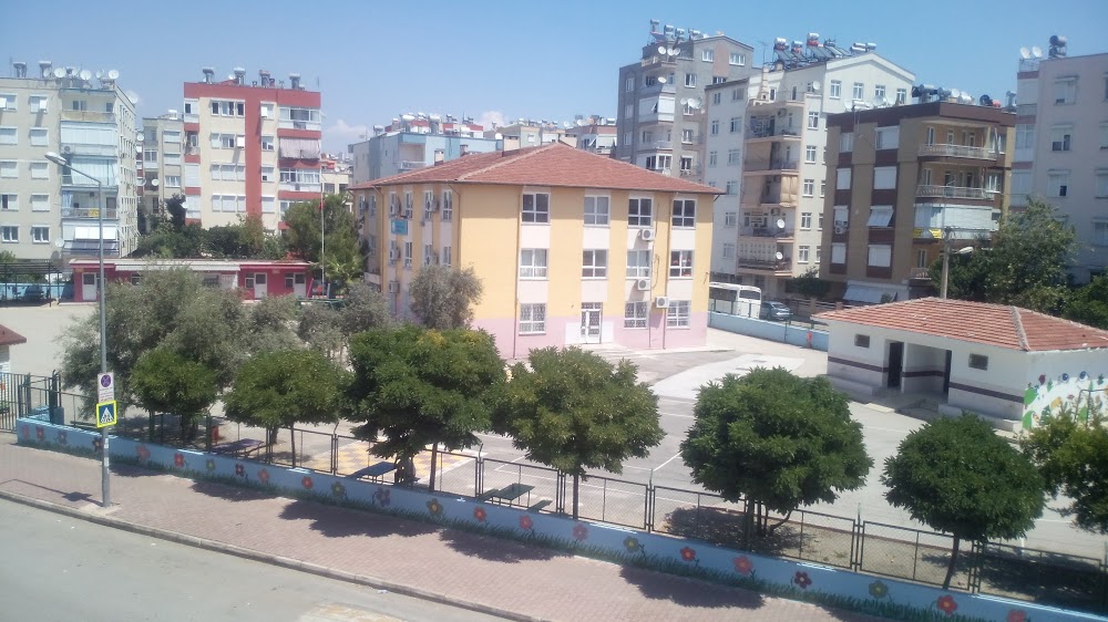 Manavgat Yunus Emre İlkokulu Fotoğrafları 1