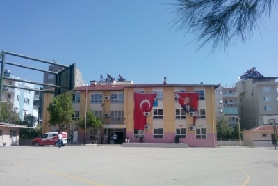 Muratpaşa Yunus Emre İlkokulu fotoğraf 1