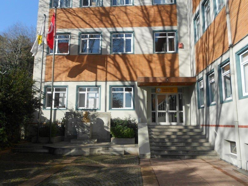 Arnavutköy Korkmaz Yiğit Anadolu Lisesi kampüs fotoğrafı