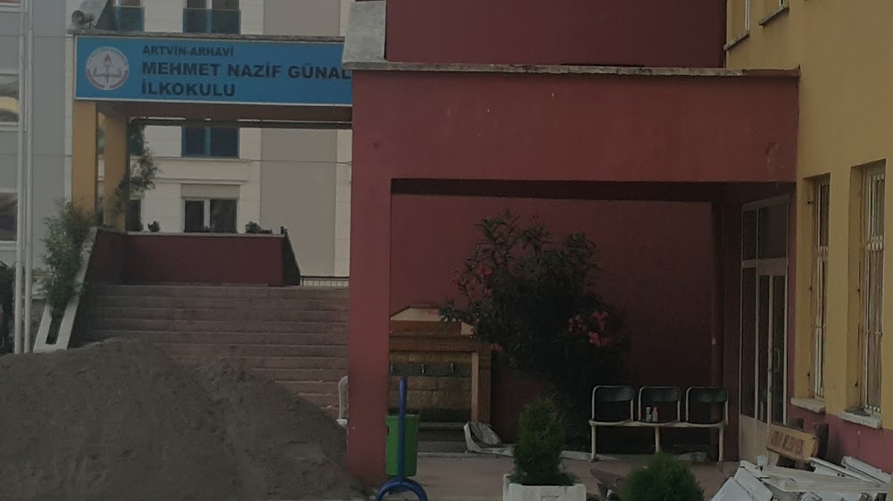 Arhavi Mehmet Nazif Günal İlkokulu Fotoğrafları 2