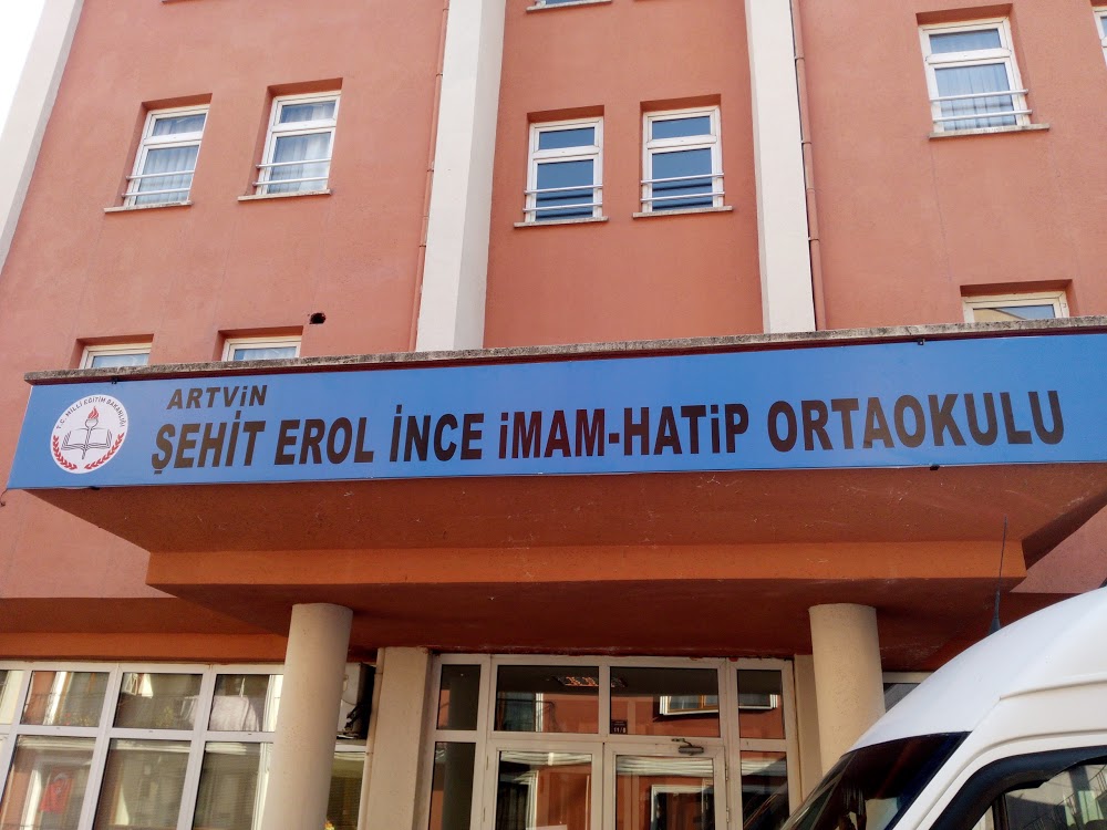 Şehit Erol İnce İmam Hatip Ortaokulu Fotoğrafları 1