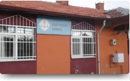 Aşağı Peçenek İlkokulu kampüs fotoğrafı