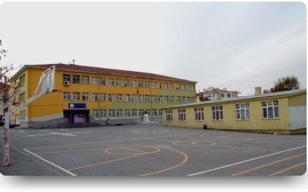 Atapark İlkokulu kampüs fotoğrafı