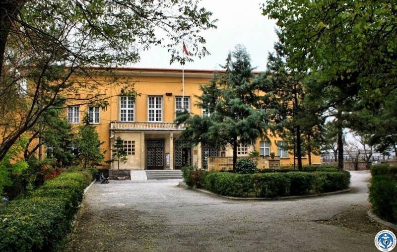 Atatürk Kız Teknik Ve Meslek Lisesi kampüs fotoğrafı