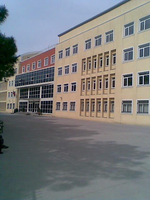 Ayazağa Anadolu Lisesi kampüs fotoğrafı