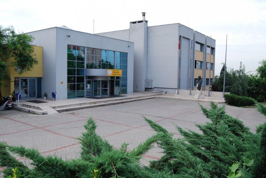 Aydın Doğan Ticaret Meslek Lisesi kampüs fotoğrafı