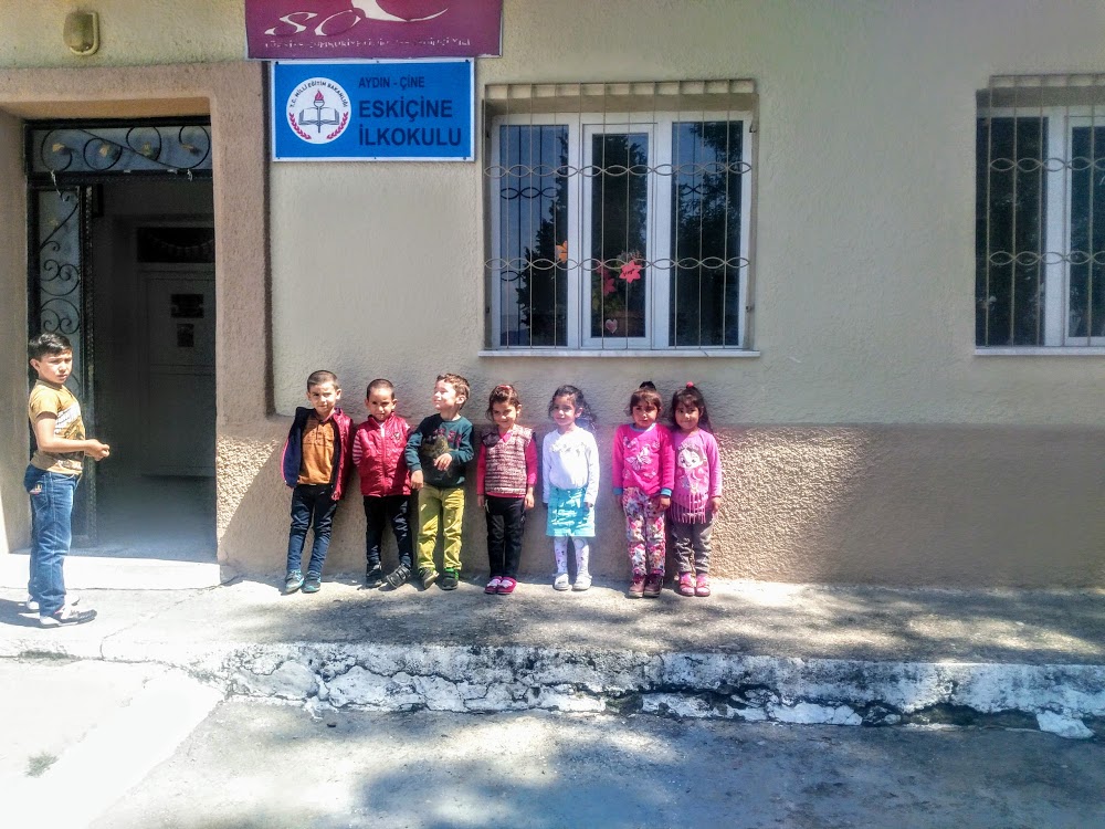 Eskiçine İlkokulu Fotoğrafları 1
