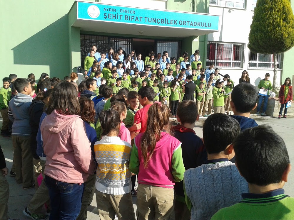 Şehit Rıfat Tunçbilek Ortaokulu Fotoğrafları 1