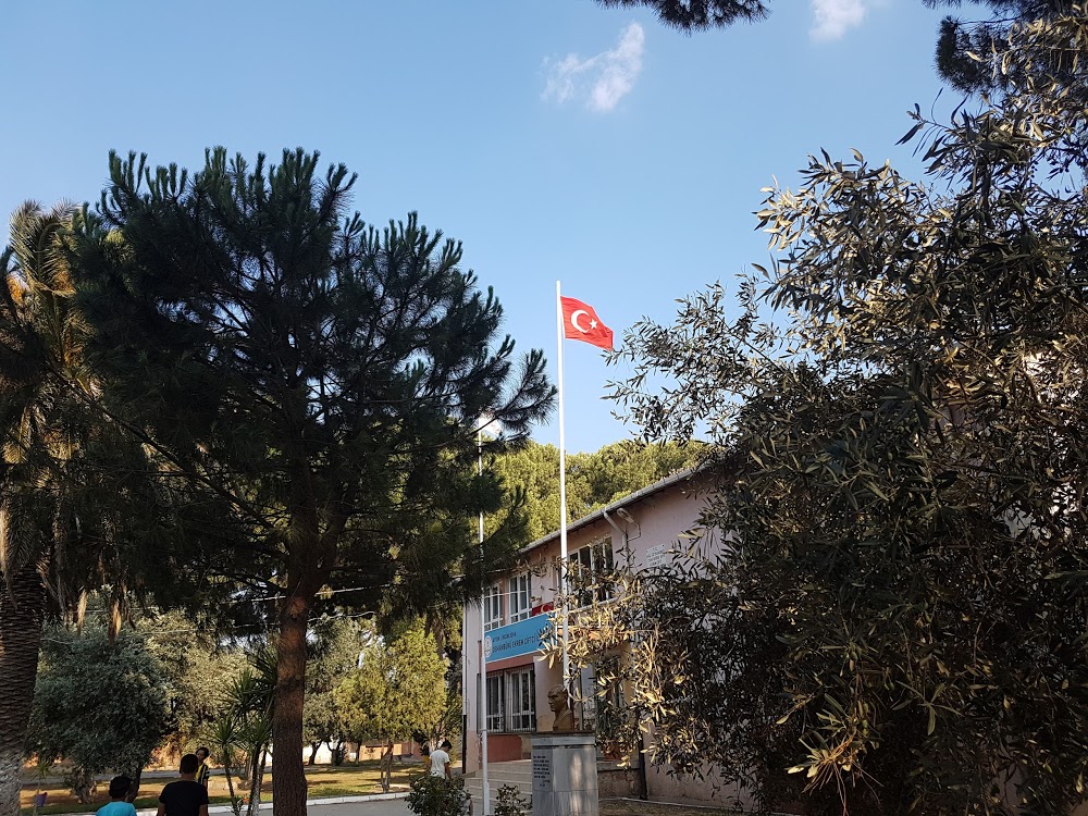 Osmanbükü Ekrem Çiftçi İlkokulu Fotoğrafları 1